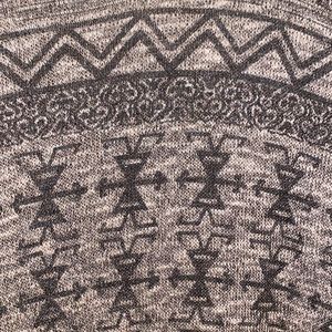 Women’s FASHION MAGAZINE shortsleeved sweater!